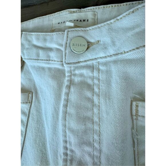 RISEN High Rise Long Tall Front Patch Pocket White Denim Flare Jeans Size 32 x 3 - Picture 9 of 15